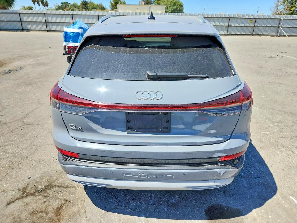 Zdjęcie 6 z aukcji – 2023 AUDI Q4 E-TRON z VIN WA1BCBFZ7PP026611