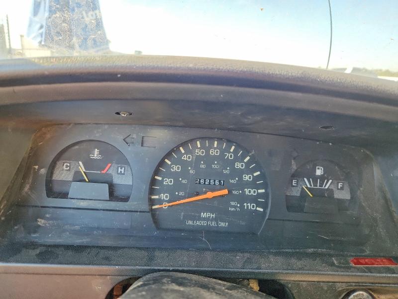 Photo 9 from auction – 1992 TOYOTA PICKUP with VIN 4TARN81A8NZ011406