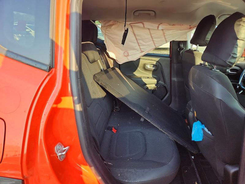 Photo 11 from auction – 2017 JEEP RENEGADE with VIN ZACCJBBB7HPE71878