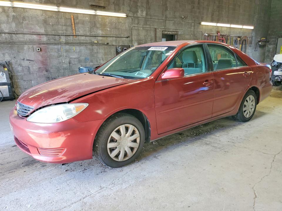 TOYOTA CAMRY 2006 with VIN 4T1BE32K16U116802 - Photo from auction