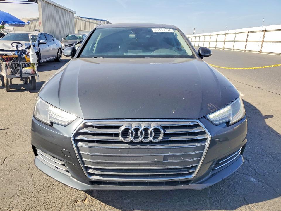 Zdjęcie 5 z aukcji – 2017 AUDI A4 z VIN WAUGMAF40HN049097
