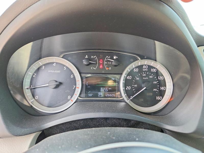 Photo 9 from auction – 2015 NISSAN SENTRA with VIN 3N1AB7AP9FY242600