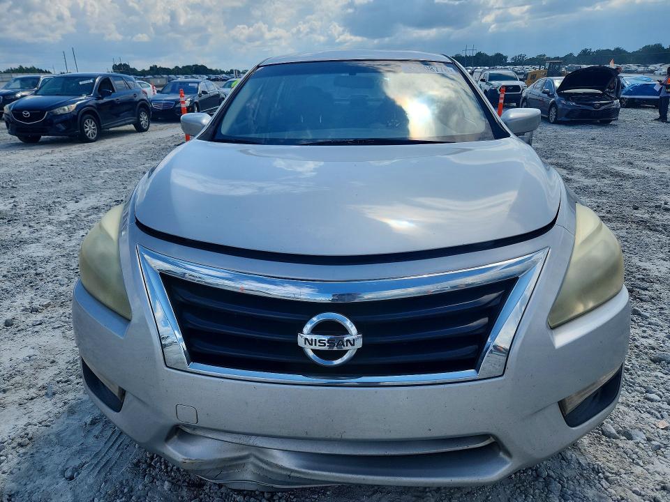 Photo 5 from auction – 2013 NISSAN ALTIMA with VIN 1N4AL3AP0DC914025