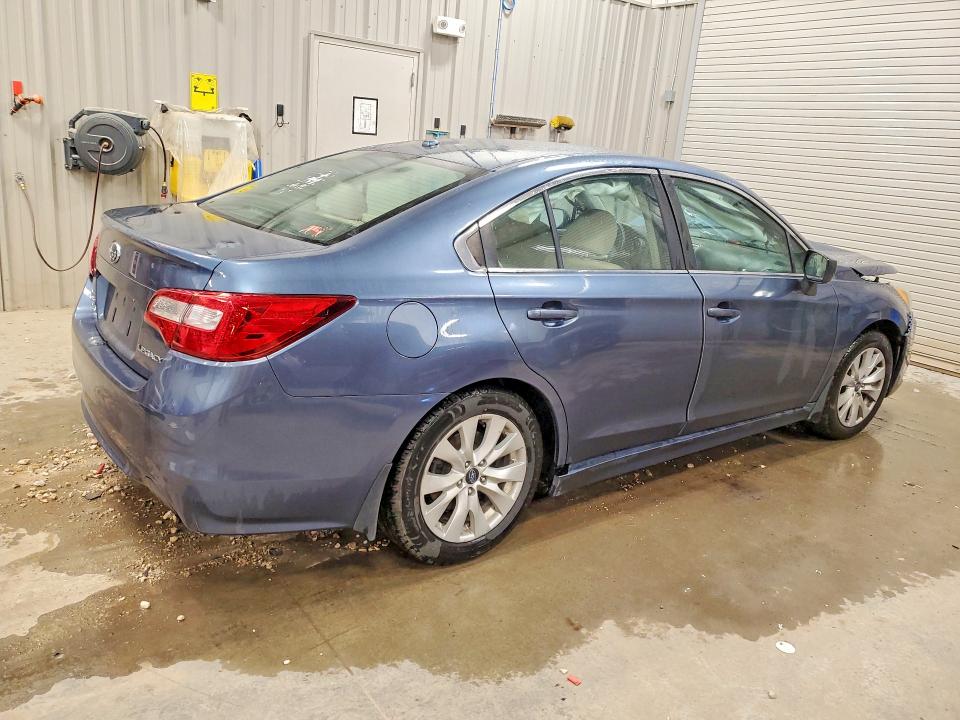 Photo 3 from auction – 2015 SUBARU LEGACY with VIN 4S3BNBC66F3041875