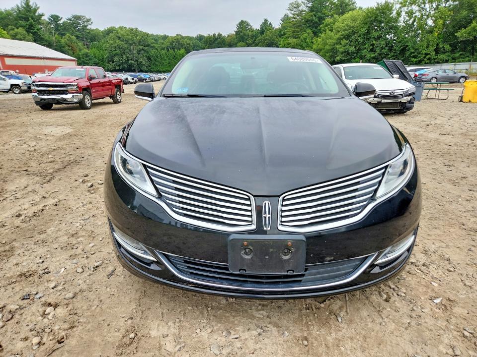 Photo 5 from auction – 2016 LINCOLN MKZ with VIN 3LN6L2LU8GR603277