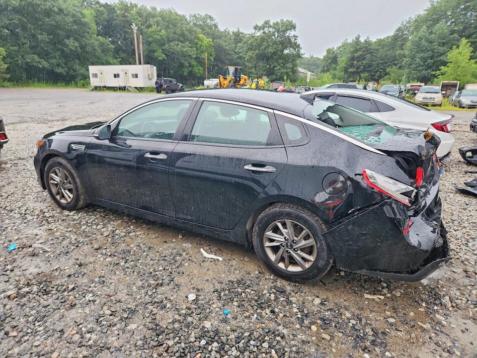 Photo 2 from auction – 2019 KIA OPTIMA with VIN 5XXGT4L31KG338690