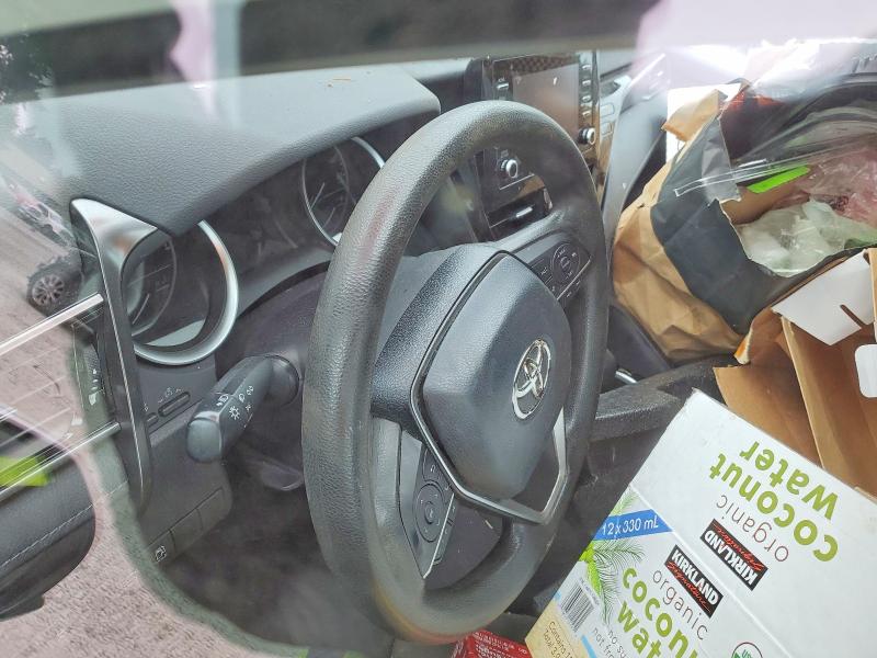 Photo 9 from auction – 2021 TOYOTA CAMRY with VIN 4T1C31AK6MU549982