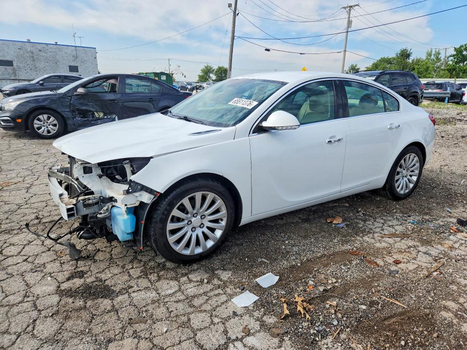 2013 BUICK REGAL