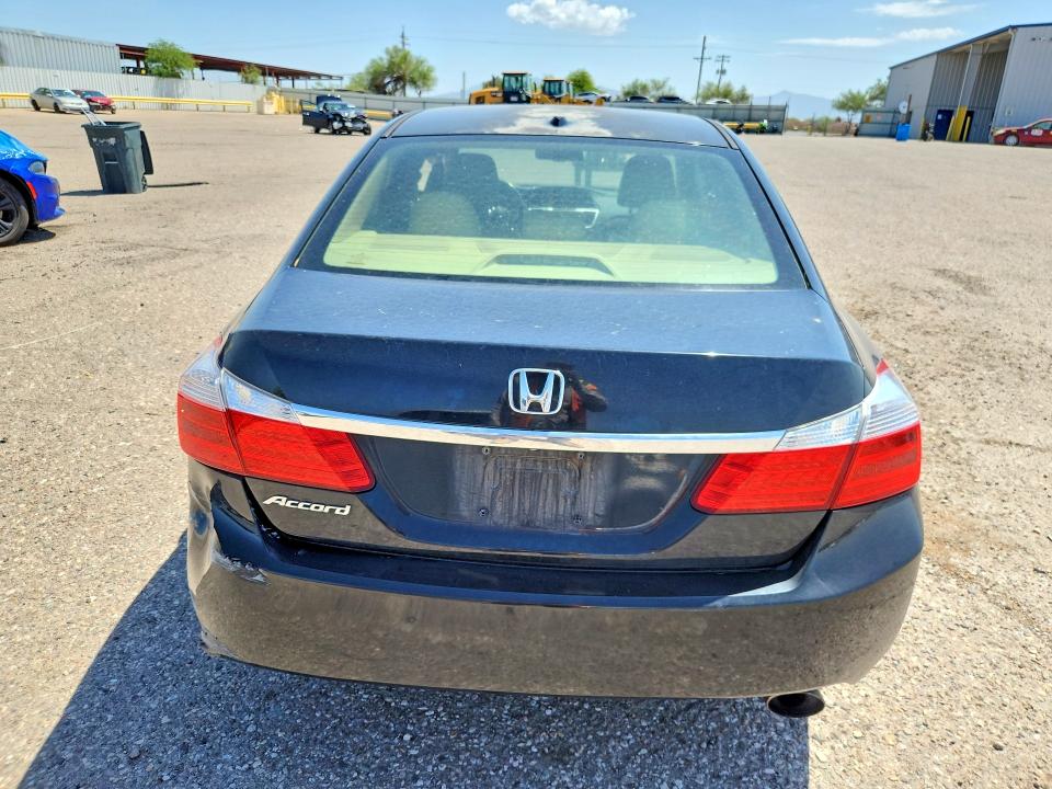 Photo 6 from auction – 2014 HONDA ACCORD with VIN 1HGCR2F89EA089243