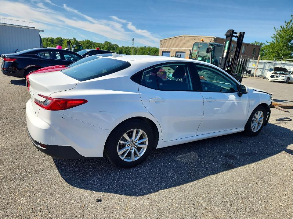 Photo 3 from auction – 2025 TOYOTA CAMRY with VIN 4T1DAACK2SU094519