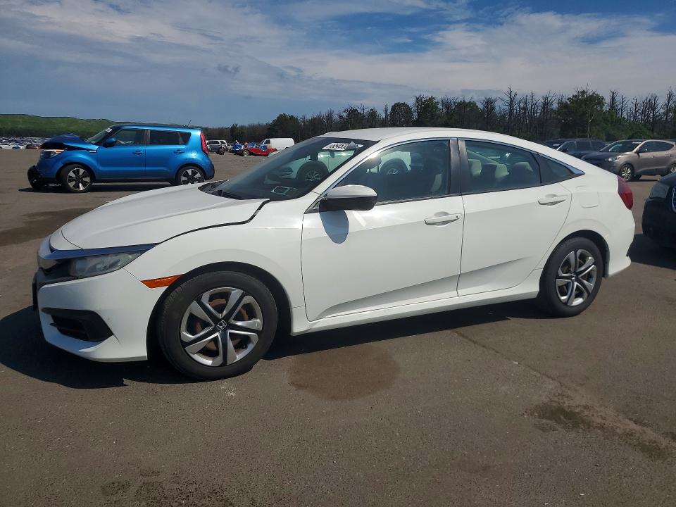 HONDA CIVIC 2016 with VIN 2HGFC2F50GH574265 - Photo from auction