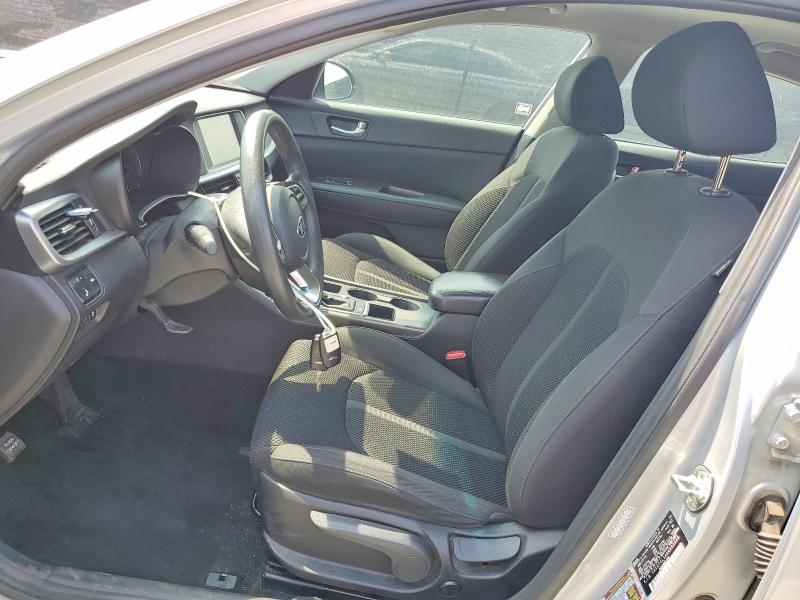 Photo 7 from auction – 2019 KIA OPTIMA with VIN 5XXGT4L34KG360098