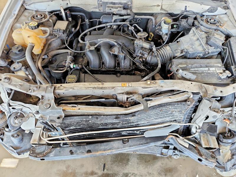 Photo 11 from auction – 2002 FORD ESCAPE with VIN 1FMYU04162KB22875