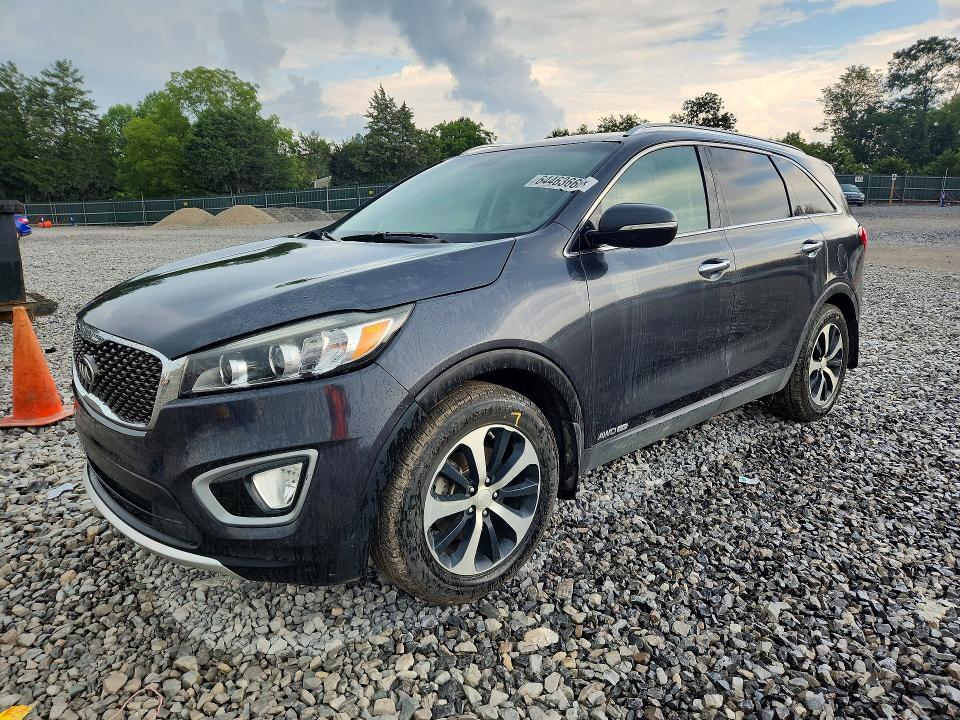 KIA SORENTO 2016 with VIN 5XYPHDA50GG085953 - Photo from auction