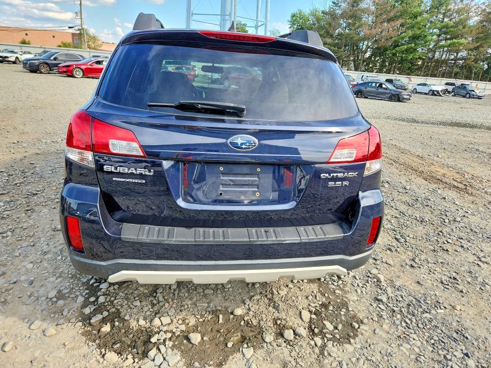 Photo 6 from auction – 2012 SUBARU OUTBACK with VIN 4S4BRDLC9C2239689