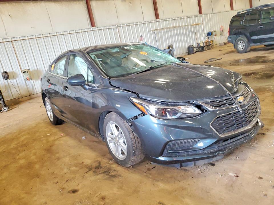 Photo 4 from auction – 2017 CHEVROLET CRUZE with VIN 1G1BE5SM2H7278000