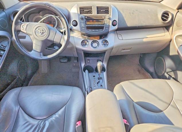 Photo 8 from auction – 2008 TOYOTA RAV4 with VIN JTMZK31V286015508