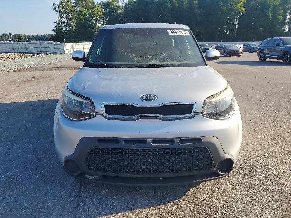 Photo 5 from auction – 2016 KIA SOUL with VIN KNDJN2A22G7843443