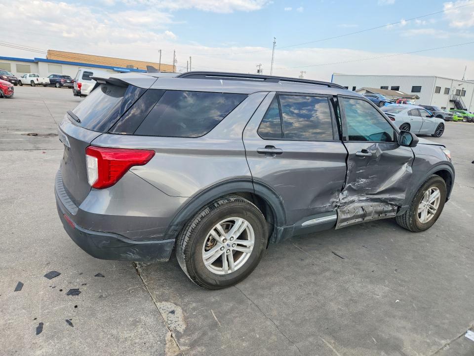 Снимка 3 от търг – 2022 FORD EXPLORER с VIN 1FMSK7DH6NGA06701