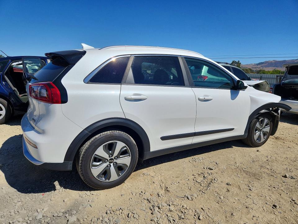 Photo 3 from auction – 2019 KIA NIRO with VIN KNDCB3LC3K5350274
