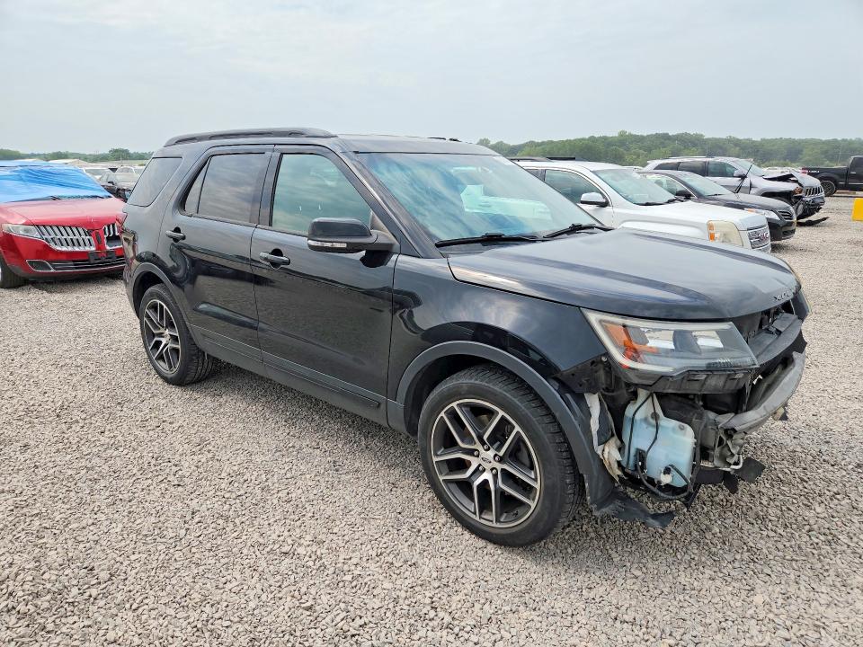 Photo 4 from auction – 2016 FORD EXPLORER with VIN 1FM5K8GT9GGA52173