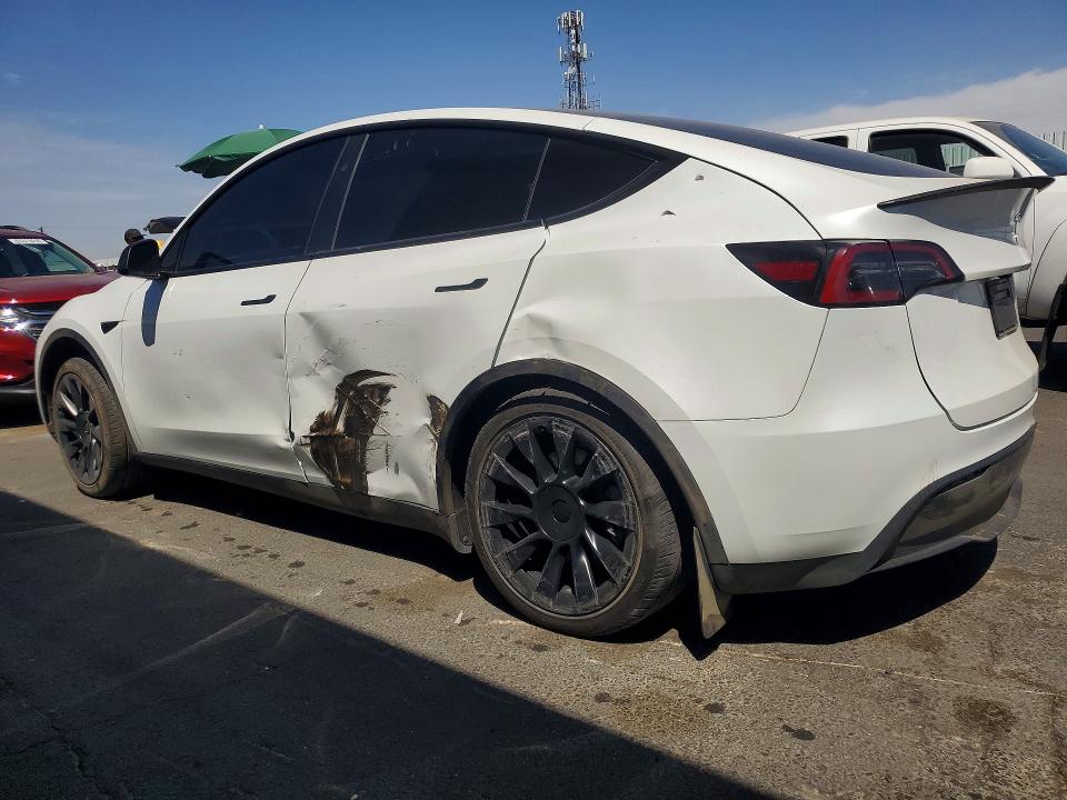Photo 2 from auction – 2024 TESLA MODEL Y with VIN 7SAYGDED0RF110114