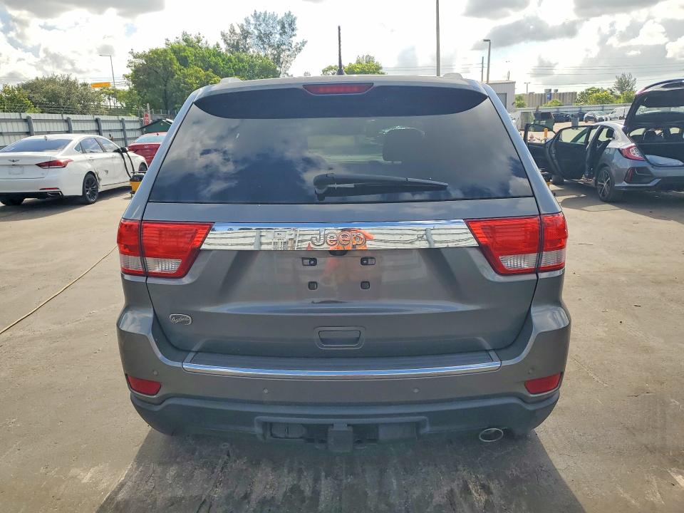 Photo 6 from auction – 2013 JEEP GRAND CHEROKEE with VIN 1C4RJECG7DC526348