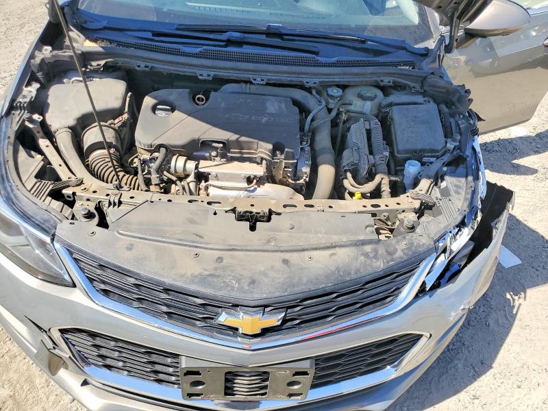 Photo 11 from auction – 2017 CHEVROLET CRUZE with VIN 1G1BE5SM9H7142799