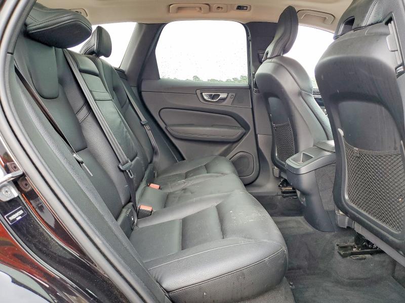 Photo 11 from auction – 2021 VOLVO XC60 with VIN YV4102DK0M1728376