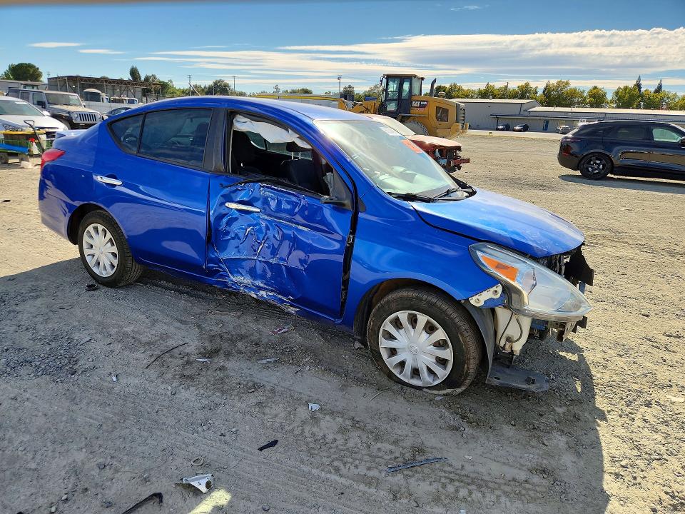 Photo 4 from auction – 2015 NISSAN VERSA with VIN 3N1CN7AP2FL953116