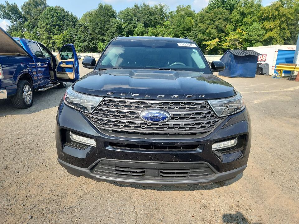 Photo 5 from auction – 2023 FORD EXPLORER with VIN 1FMSK7DH5PGB49688