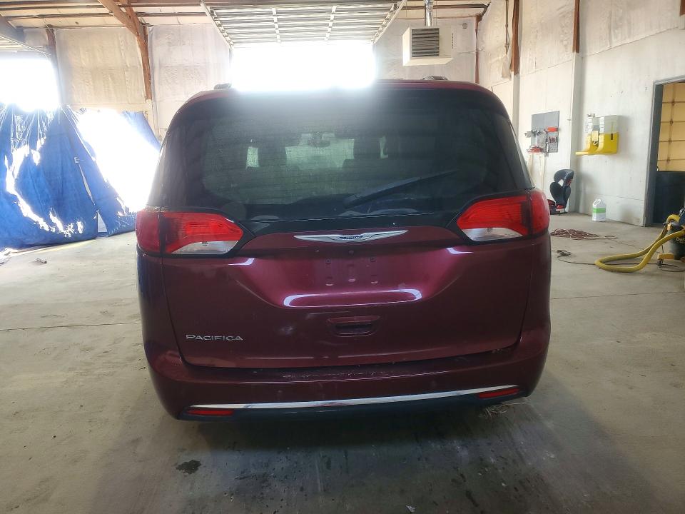 Фото 6 с аукциона – 2020 CHRYSLER PACIFICA с VIN 2C4RC1BG0LR286022