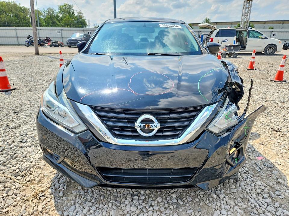 Photo 5 from auction – 2017 NISSAN ALTIMA with VIN 1N4AL3AP1HC124609