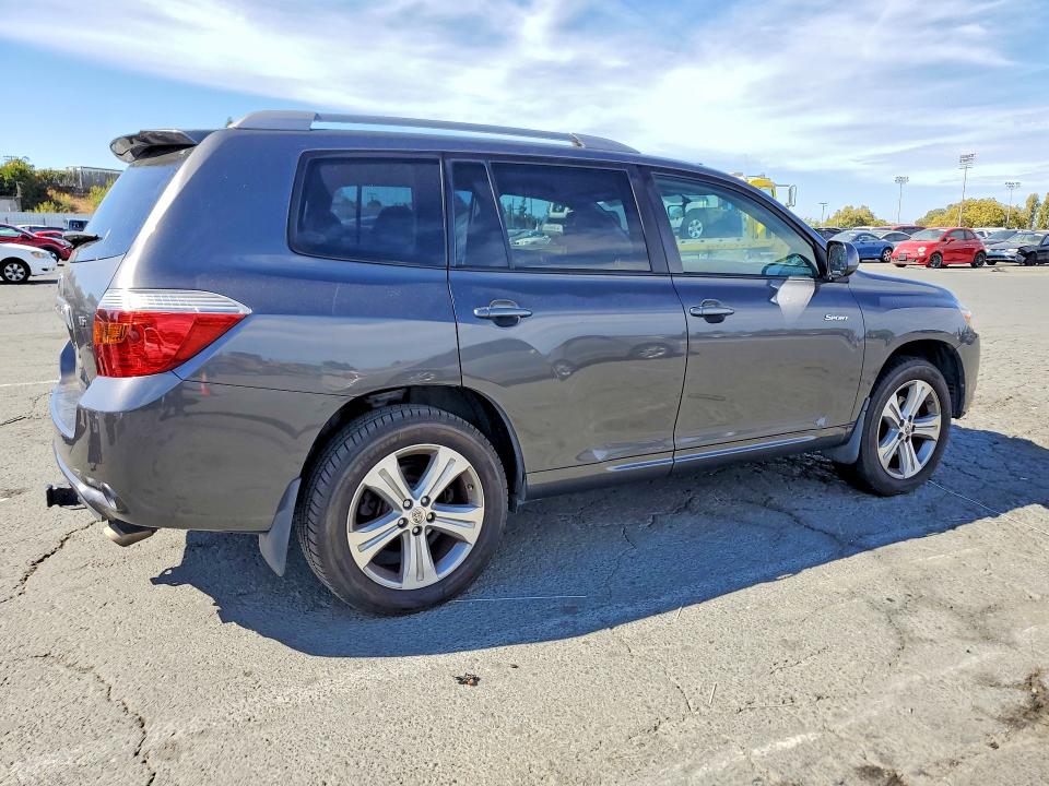 Photo 3 from auction – 2008 TOYOTA HIGHLANDER with VIN JTEES43AX82025480