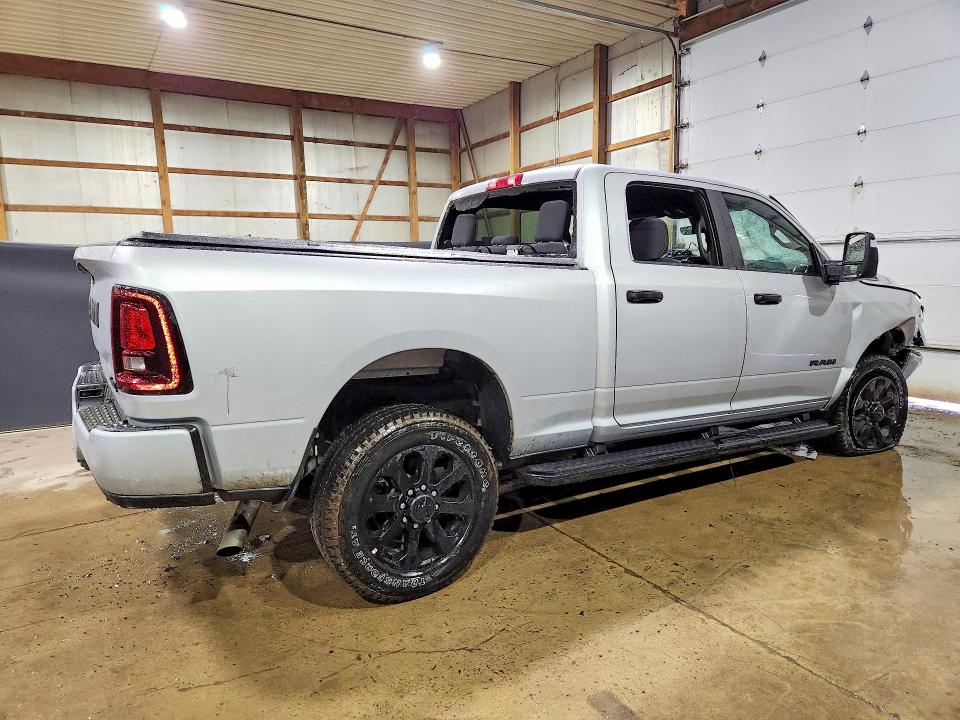 Zdjęcie 3 z aukcji – 2026 RAM 2500 z VIN 3C6UR5DJXTG318576