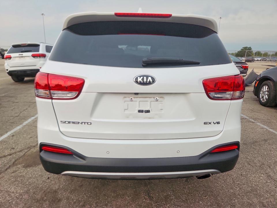 Photo 6 from auction – 2017 KIA SORENTO with VIN 5XYPHDA50HG337394