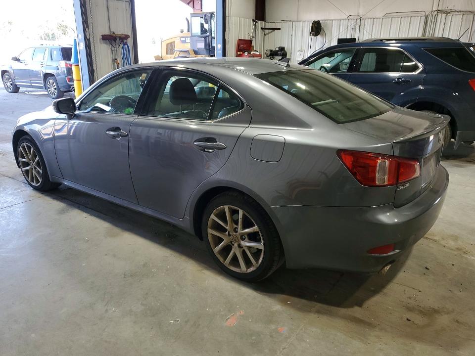 Photo 2 from auction – 2012 LEXUS IS with VIN JTHCF5C20C5060341