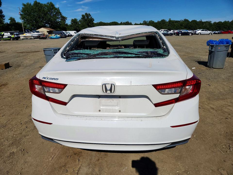 Photo 6 from auction – 2018 HONDA ACCORD with VIN 1HGCV1F44JA021509