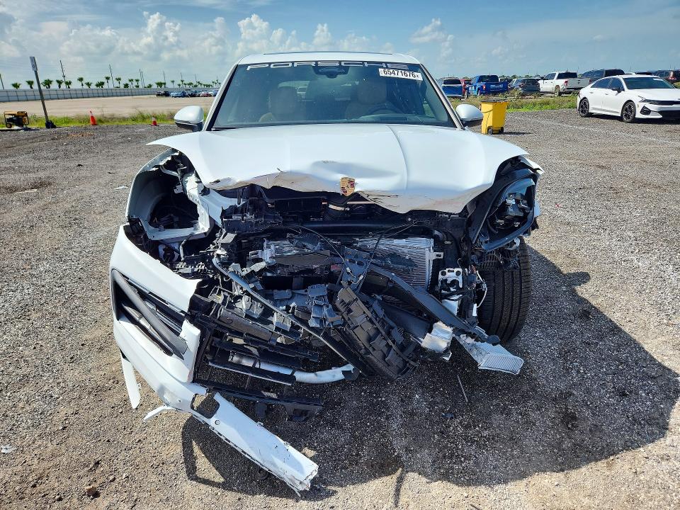 Photo 5 from auction – 2026 PORSCHE CAYENNE with VIN WP1AA2AYXTDA04005