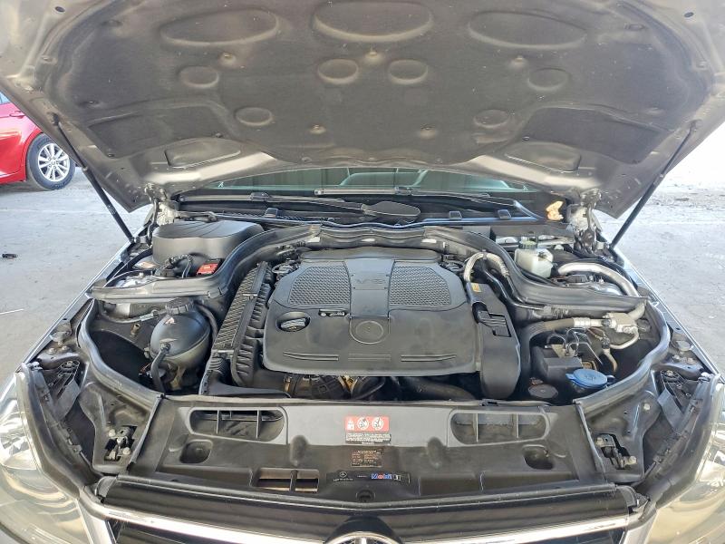 Photo 11 from auction – 2014 MERCEDES-BENZ C with VIN WDDGF8AB7EA943540