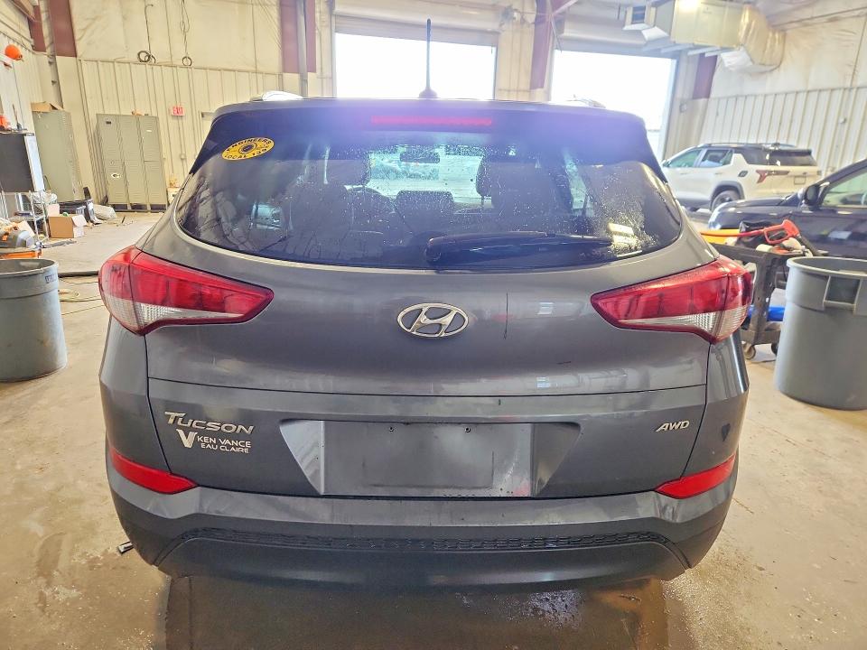 Photo 6 from auction – 2017 HYUNDAI TUCSON with VIN KM8J3CA46HU402460