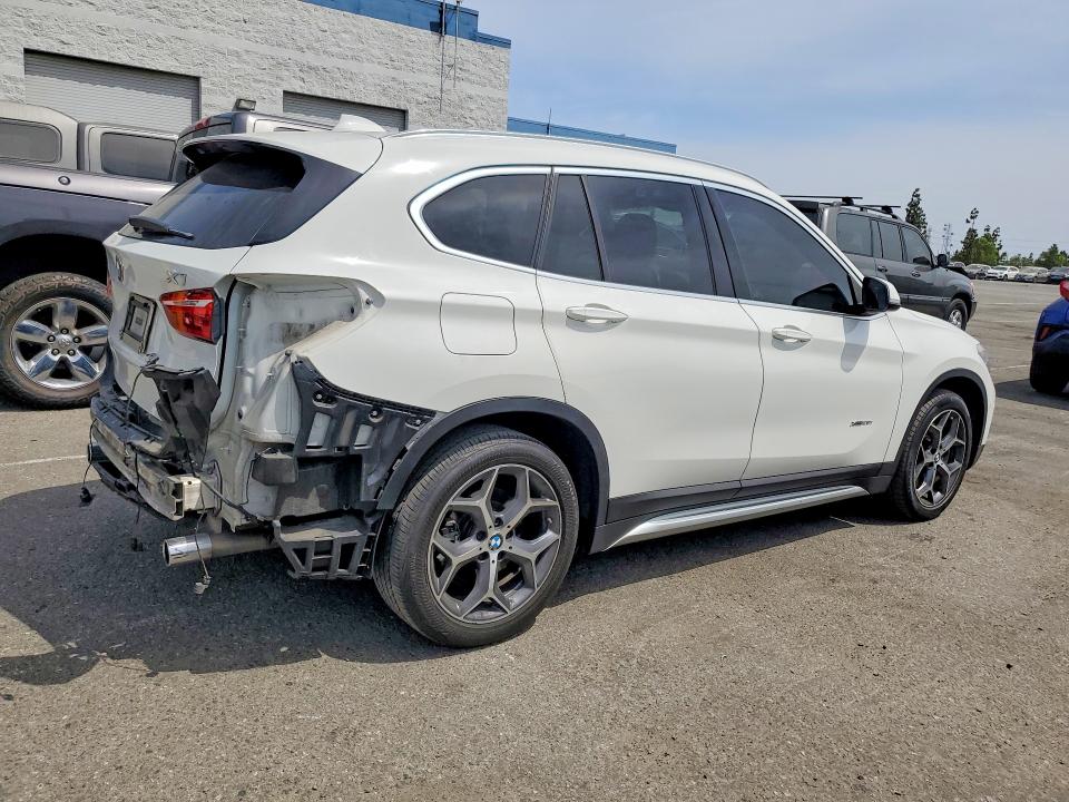 Photo 3 from auction – 2018 BMW X1 with VIN WBXHT3C38J5L26282