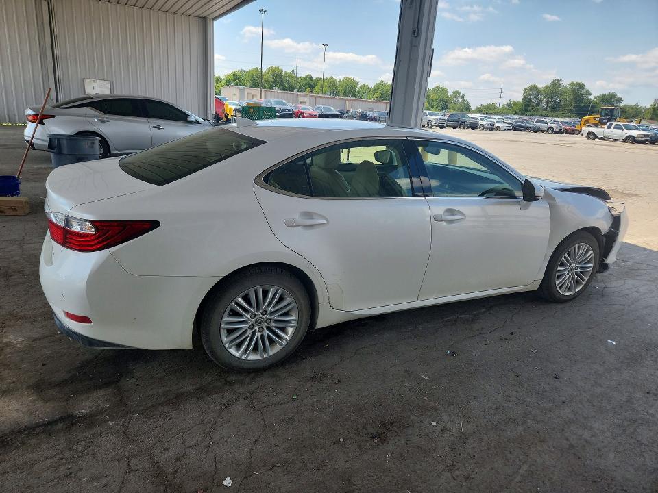Photo 3 from auction – 2015 LEXUS ES with VIN JTHBK1GG6F2194010