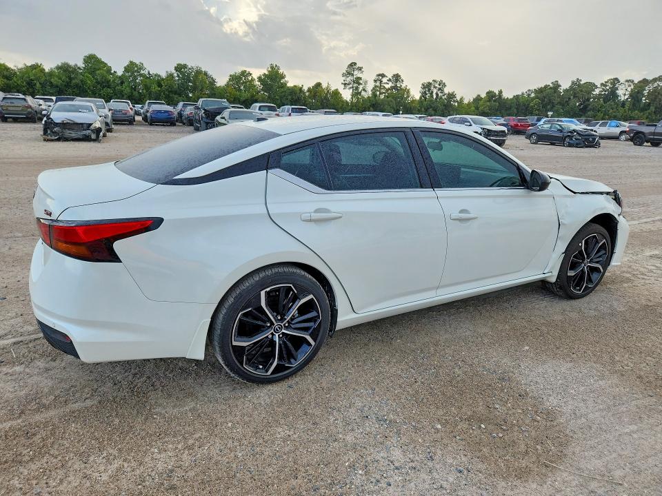 Photo 3 from auction – 2026 NISSAN ALTIMA with VIN 1N4BL4CV1TN325154