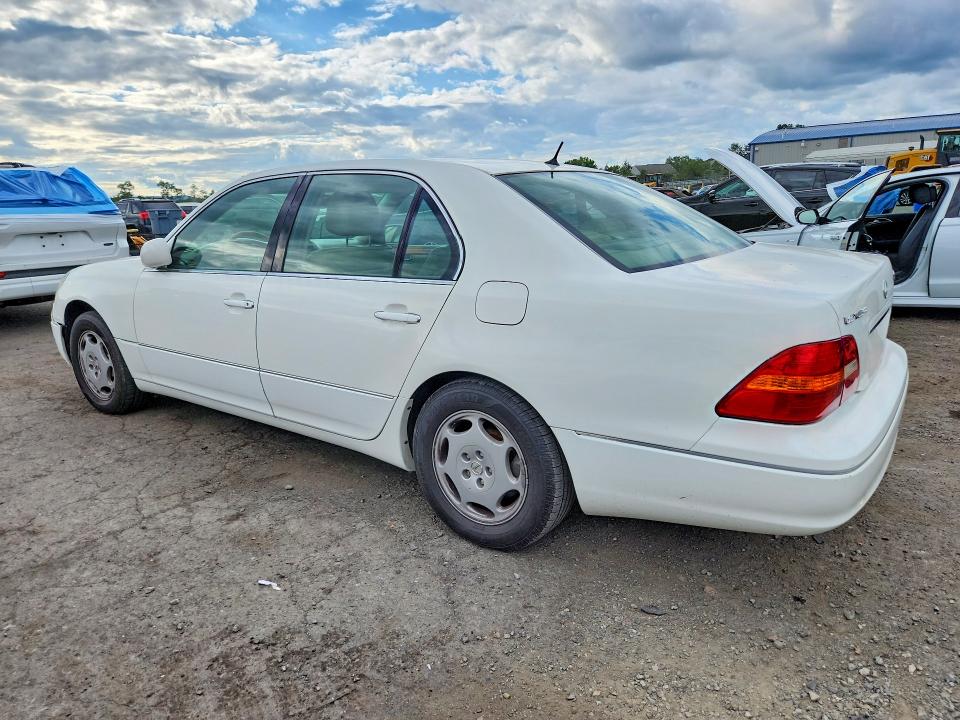 Снимка 2 от търг – 2001 LEXUS LS с VIN JTHBN30F710007723