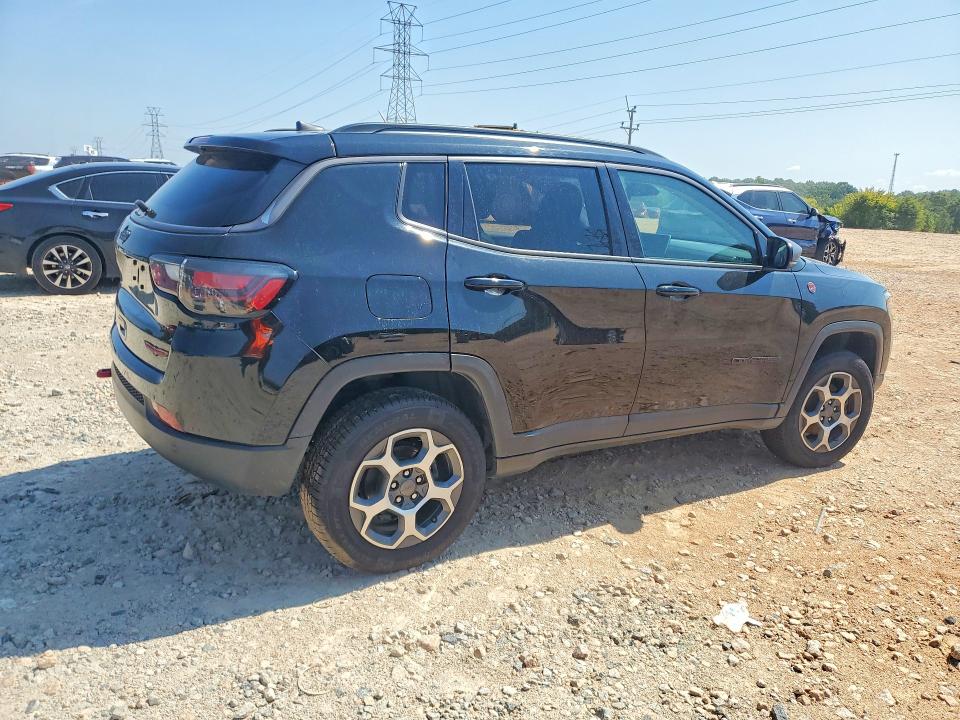 Photo 3 from auction – 2022 JEEP COMPASS with VIN 3C4NJDDB4NT143758