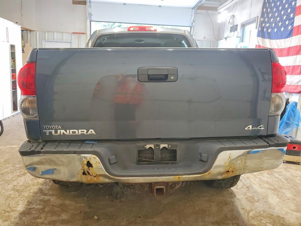 Photo 6 from auction – 2008 TOYOTA TUNDRA with VIN 5TBDV54118S521927