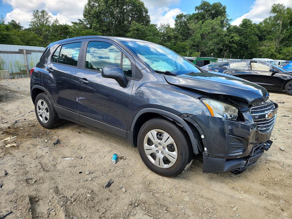 Фото 4 с аукциона – 2016 CHEVROLET TRAX с VIN 3GNCJKSB9GL250443