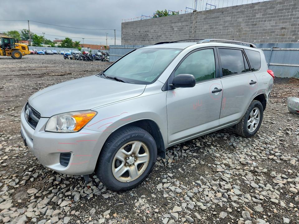 TOYOTA RAV4 2010 with VIN JTMBF4DV3A5027122 - Photo from auction