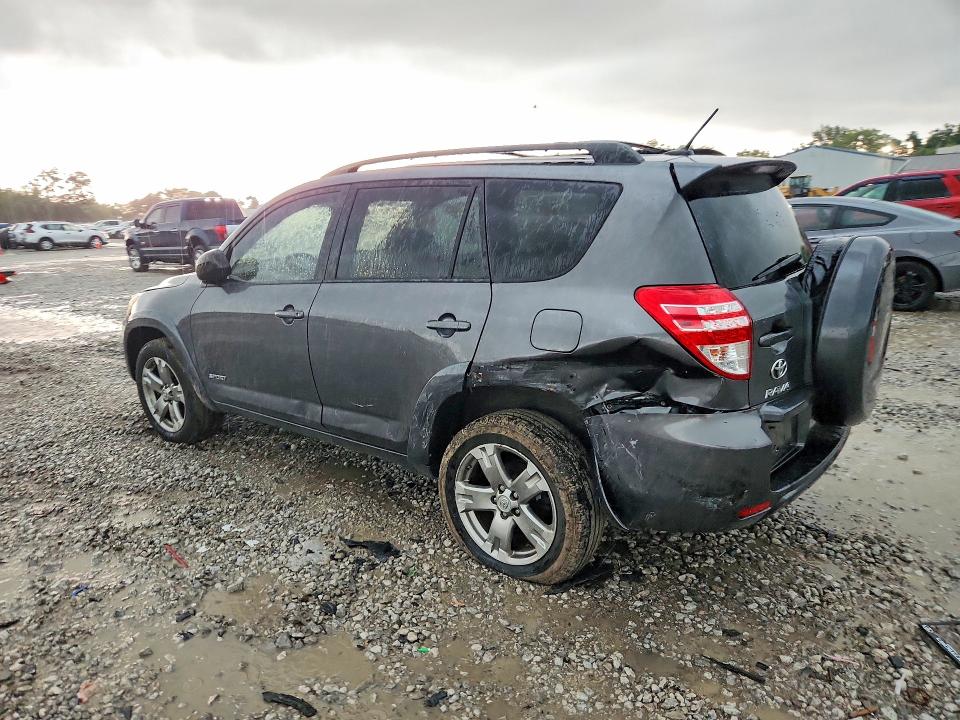 Photo 2 from auction – 2011 TOYOTA RAV4 with VIN 2T3WK4DV8BW012624